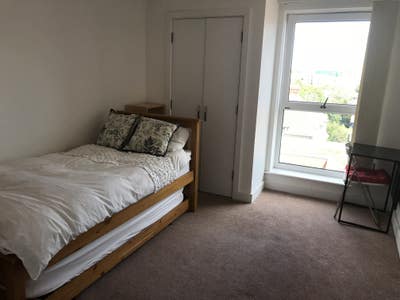 2 Double bedroom with 2 bathroom to rent Main Photo