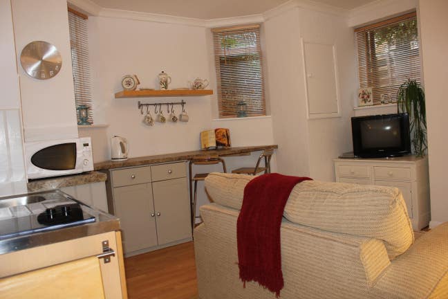 1/ 2 bed flat in Victorian House Inc water rates Main Photo