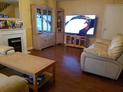 Single Room Forcrent &pound;400 per Month Main Photo