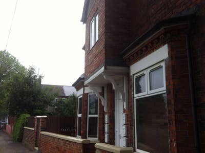 Double Room with en-suite  &pound;100 per week  Main Photo