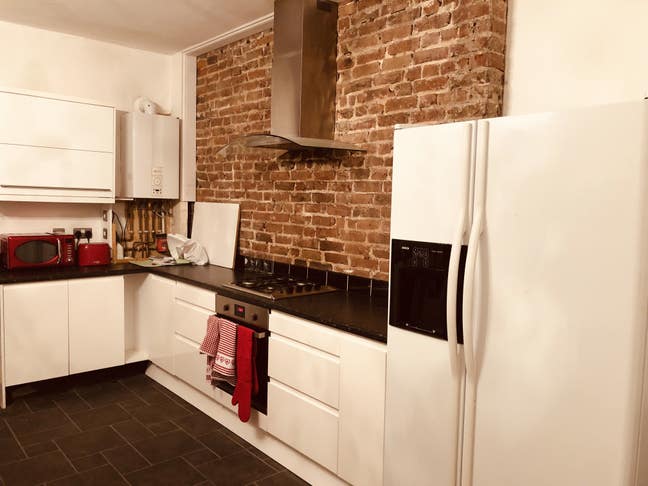 🚂OPPOSITE Train Station🎃❤️Beautiful Double🚂 Main Photo