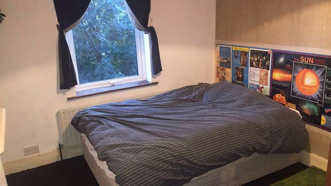 Secluded Double Room Nr Barking Stn for 1 Male 520 Main Photo