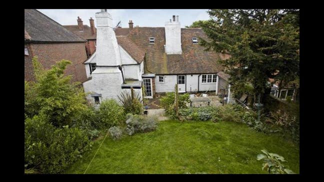 Lovely Grade II listed house Main Photo