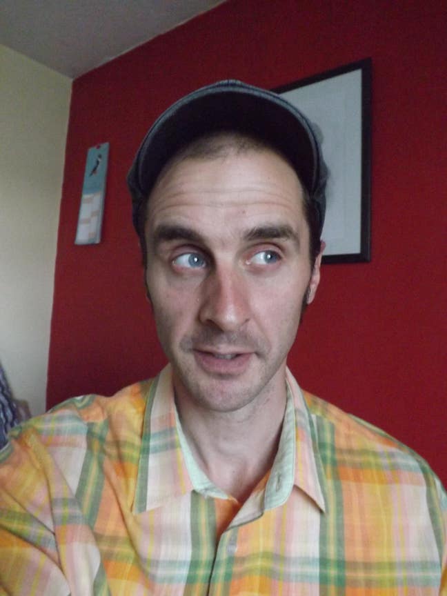 Single male. Artist/musician. Come with a friendly Main Photo