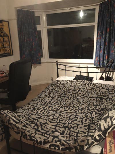 Rooms to rent in clean and quiet house  Main Photo