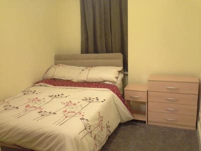 Room to let in Roath Main Photo