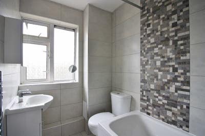 Single Room -Female only Main Photo