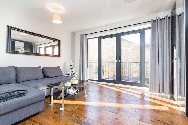 Modern One Bedroom Flat in Kilburn Main Photo