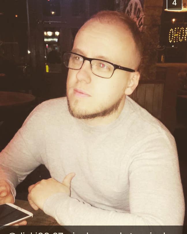 34 Year old career focused person Main Photo