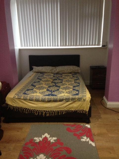 **Fully Furnished Studio Apartment** Main Photo