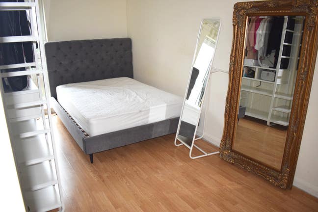 Double Room For Professional - All Bills Included Main Photo