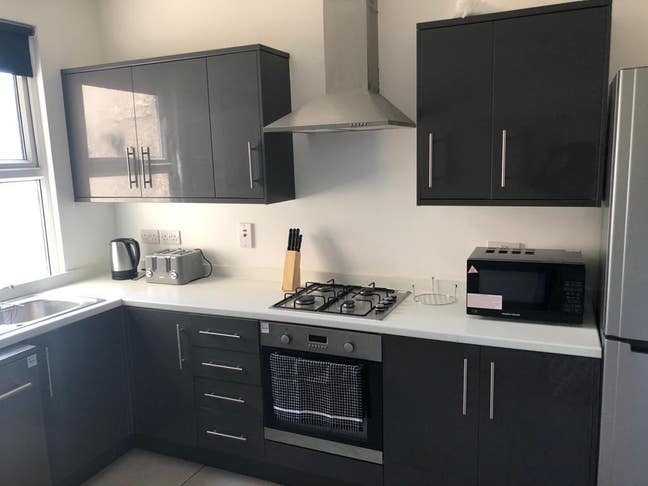 Two rooms available in a houseshare in Plumstead Main Photo
