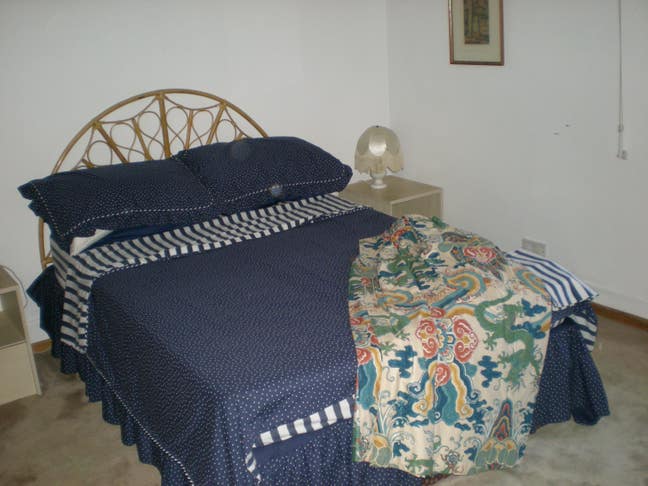 1 Large Double room in Tudor farmhouse Main Photo