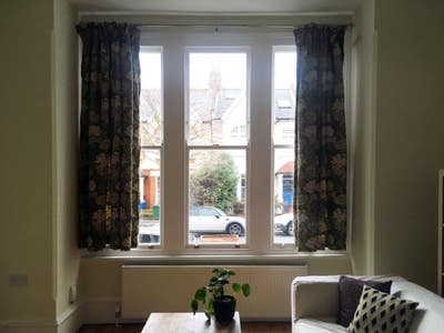 Spacious one bedroom flat with access to garden Main Photo