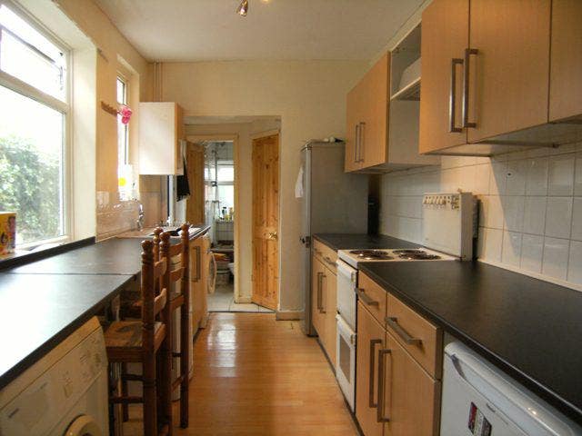 Single rooms available in heart of Golden Triangle Main Photo