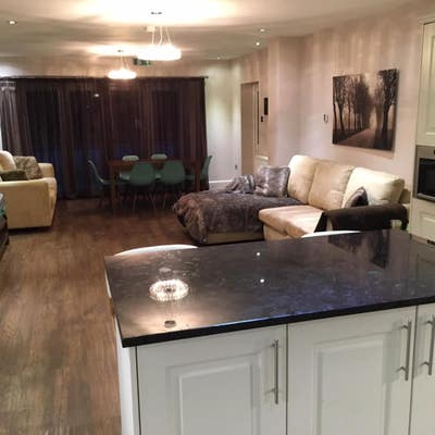 House- Double- En-suite-Bills Included Main Photo