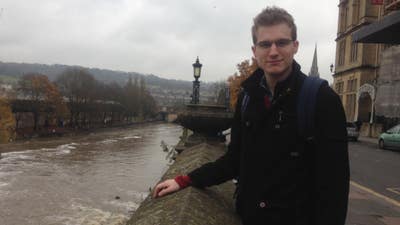 Friendly housemate seeks room Main Photo