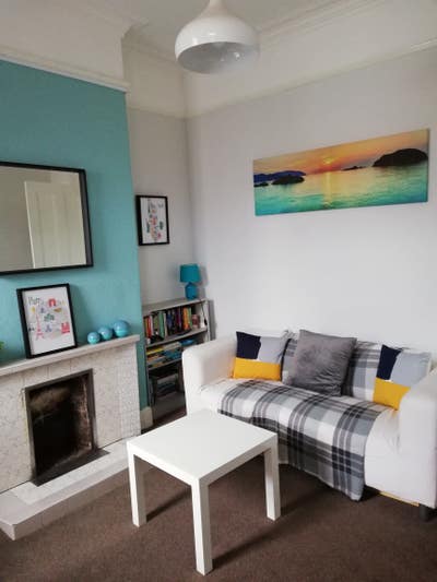 * Large Double Room * Main Photo