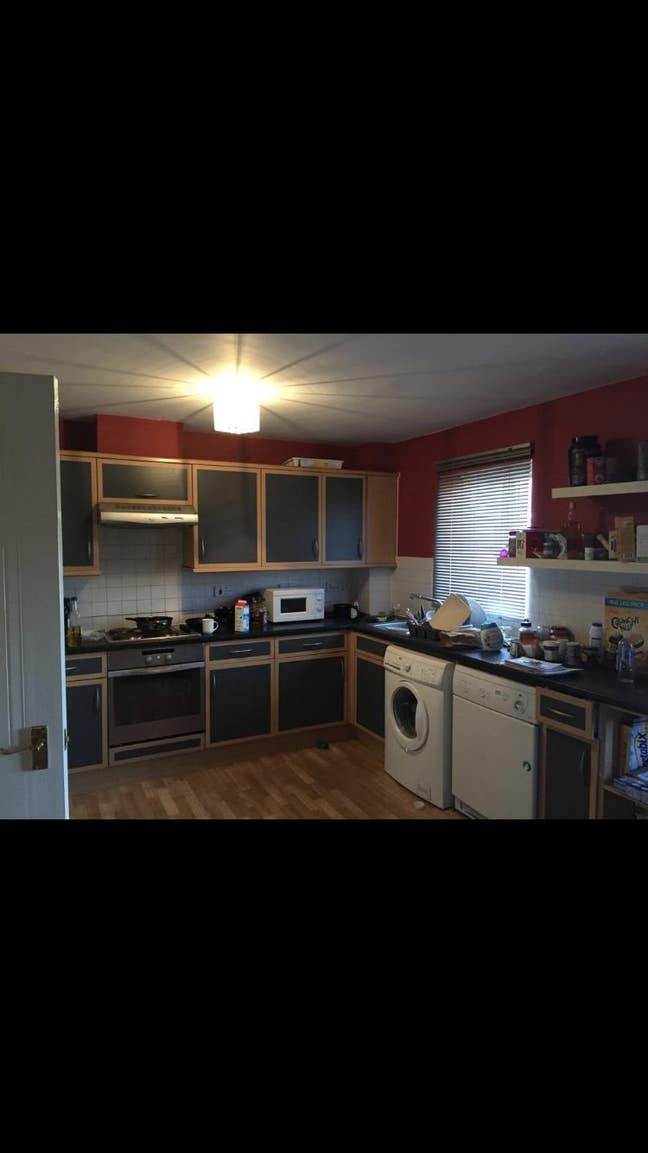 Beautiful ensuite room near to the station Main Photo