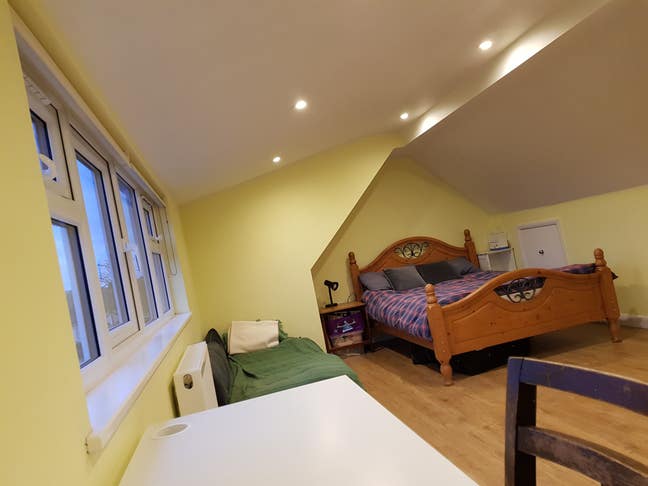 LARGE double room CB1 Cambridge near Addenbrookes  Main Photo