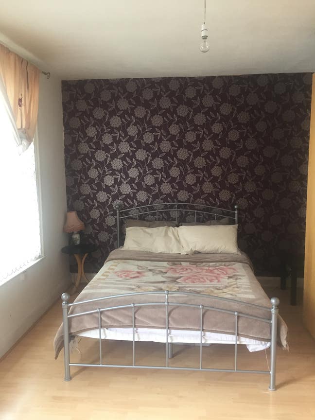 Extra   Large Double Room Available  Tottenham  Main Photo