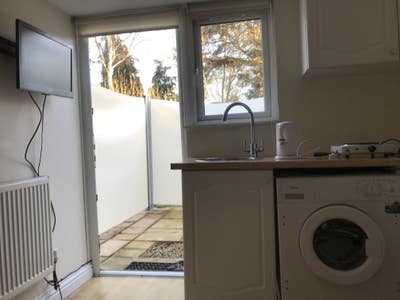  Annex/room for 1 person. All bills inc Main Photo