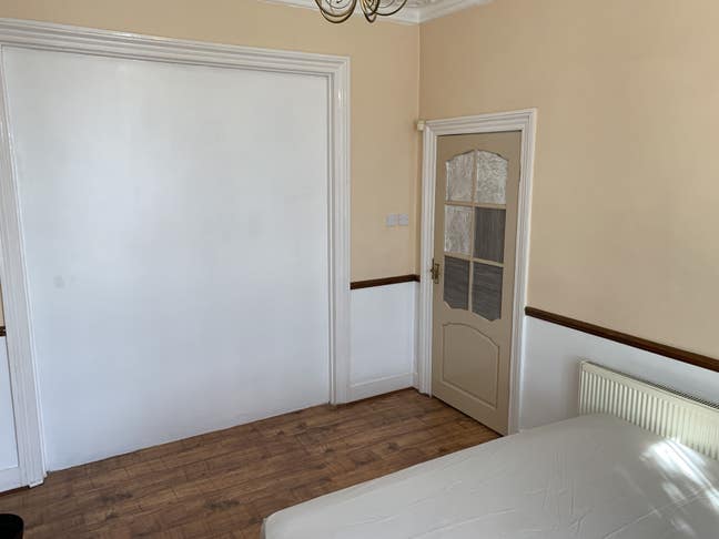 Large  Room in  Leyton All Bills Wifi Inc Main Photo