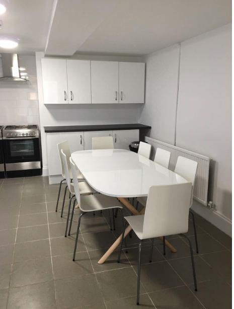  Ex  Large Single Ensuite Licensed Hmo 685 Pcm Main Photo