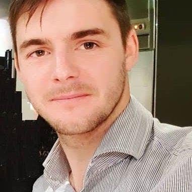 Looking for a double/single in a relaxed house   Main Photo