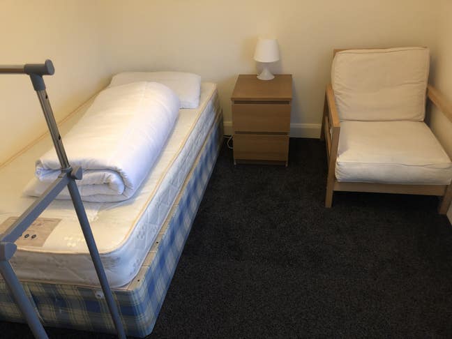 1 Single room Main Photo