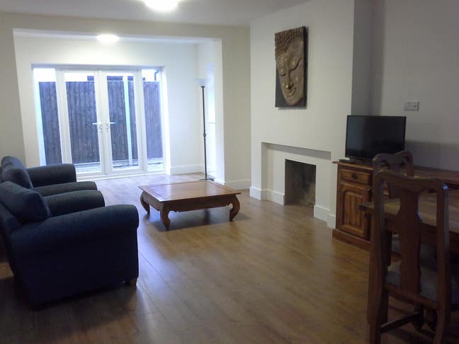 Very large double with en-suite.  Main Photo