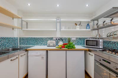 ❤️Luxury One Bed Flat Great Location Parking ❤️ Main Photo