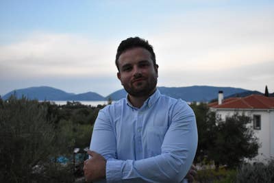 I am a professional male aged 28 looking for... Main Photo