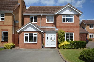 DOUBLE Bedroom To Let Main Photo