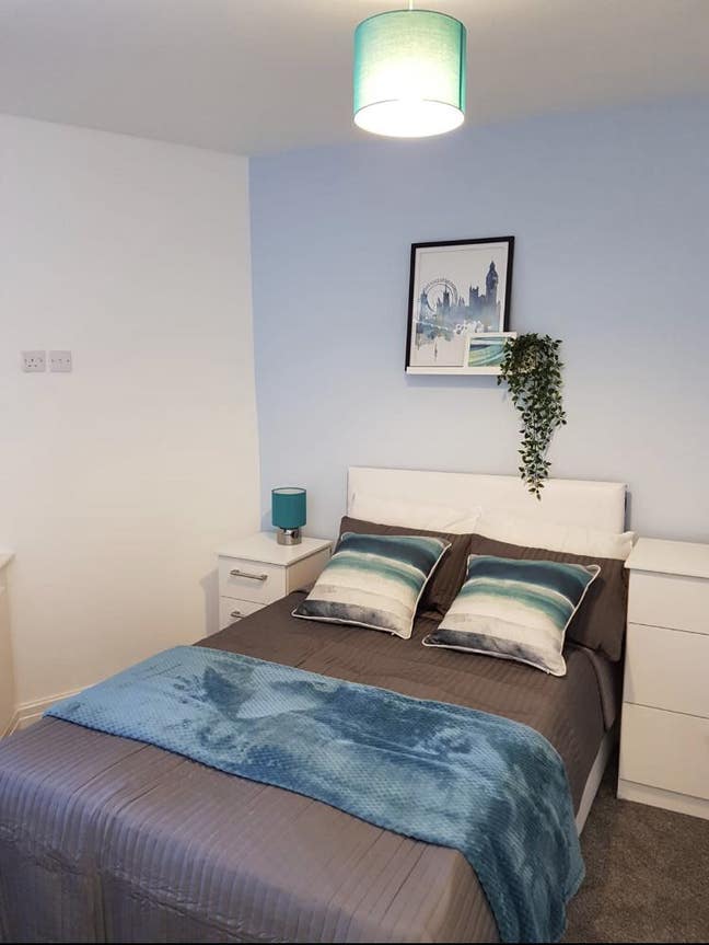 ✨ Budget Friendly Rooms Centre of Warrington😃 Main Photo