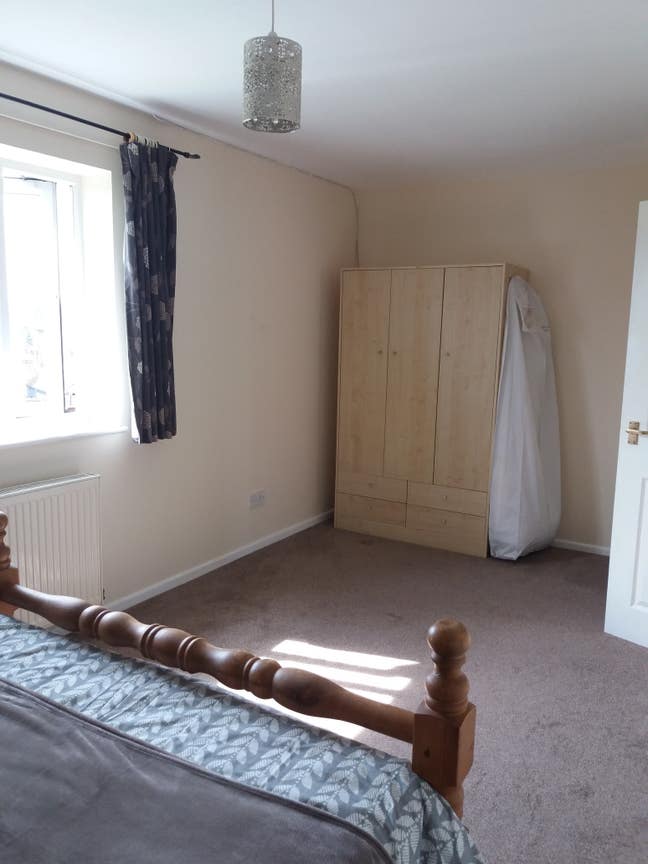 Large double bedroom  Main Photo