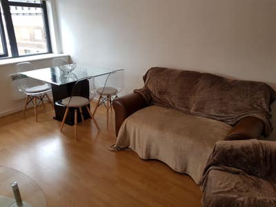 2 Bedroom Apartment in Birmingham City Centre Main Photo