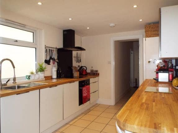 Quiet double in prof. house share on Carlisle St. Main Photo