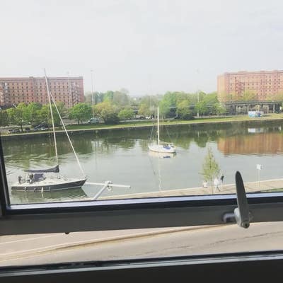 Double room overlooking harbourside Main Photo