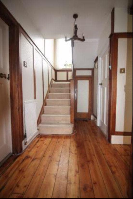 Quiet, furnished double for weeknight stay Main Photo