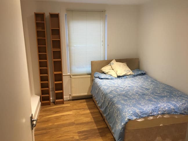 Ensuite Double Room, Excellent Town Location Main Photo