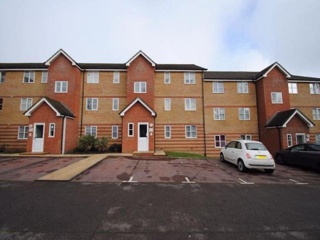 2 Bedroom Flat in East Finchley Main Photo