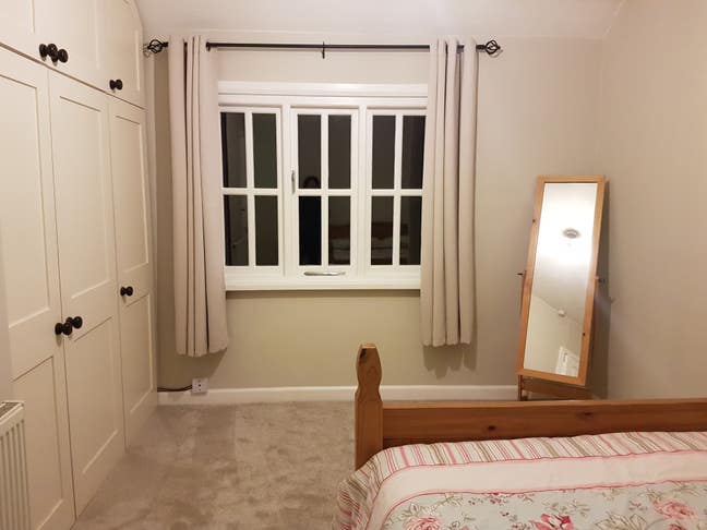 Double Room, mon-fri, fixed days, or short term. Main Photo