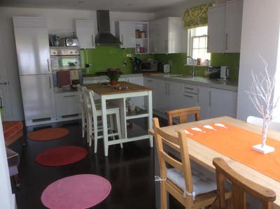 Double Room for rent Mon-Fri Main Photo