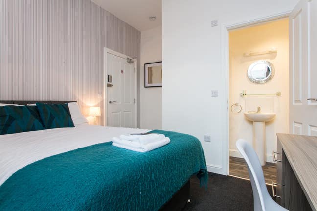 En-Suite Contractor Accommodation  Main Photo