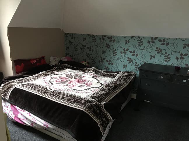 Large double room  Main Photo