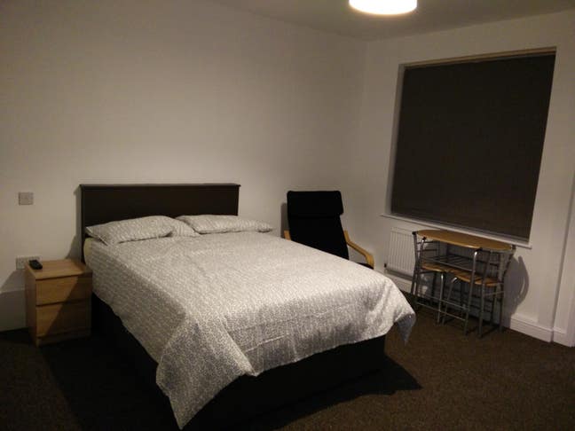 Excellent Furnished Ensuite Room (Bills Included) Main Photo