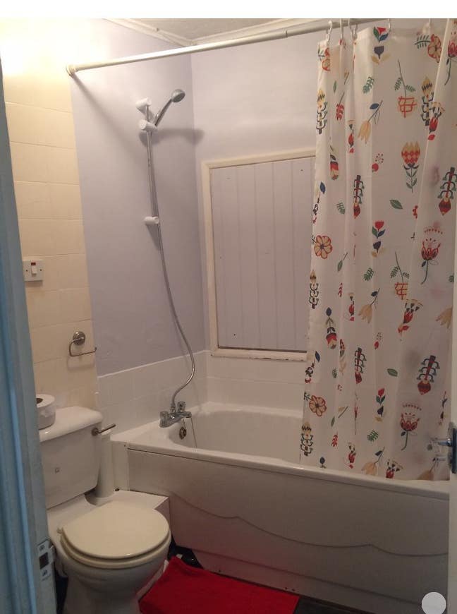 Self contained studio with own kitchen & bathroom, Main Photo