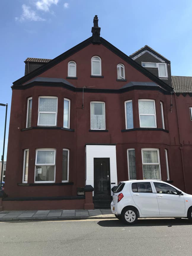 Single room - ideal contractor accommodation Main Photo