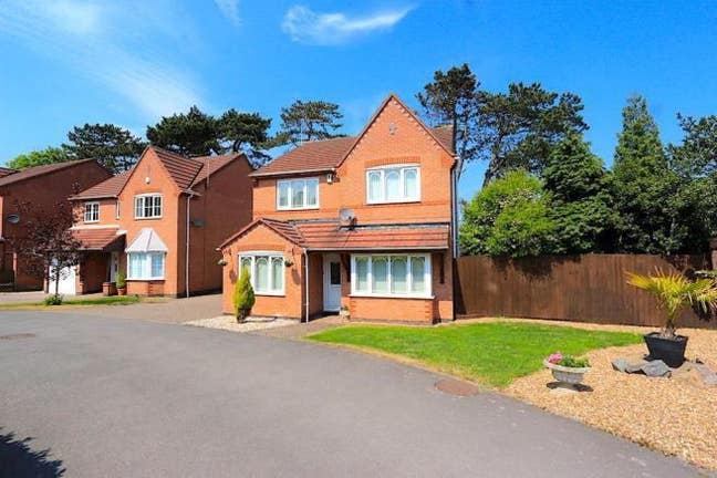 Executive Room + Panoramic View with All Bills Inc Main Photo